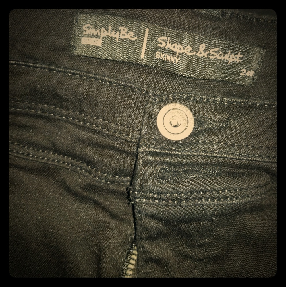 Simplybe Black Skinny Distressed Jeans!